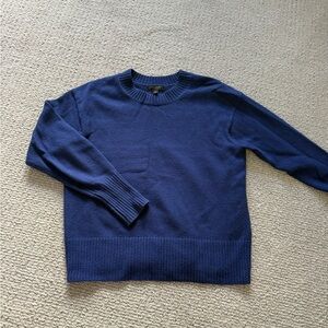 Banana Republic Women's Blue sweater